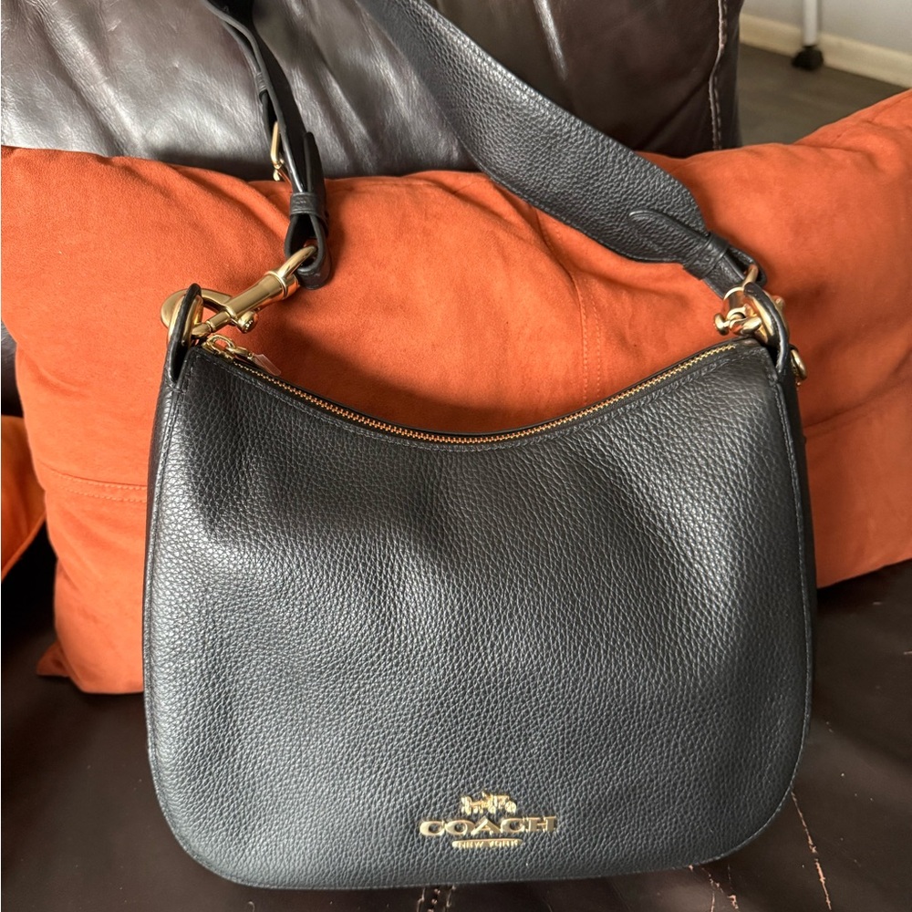 Coach Black Jess Leather Hobo with Gold Details - Picture 2 of 9